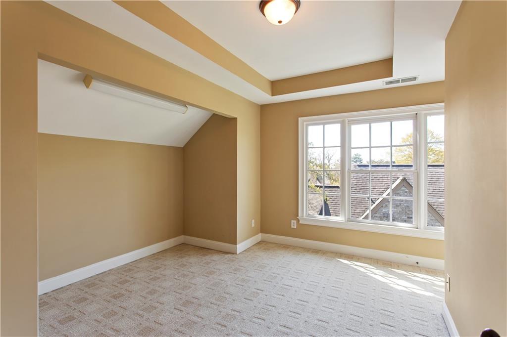 489 Rock Springs Road NE