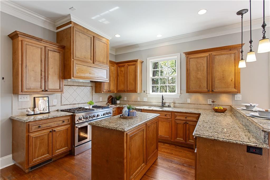 489 Rock Springs Road NE