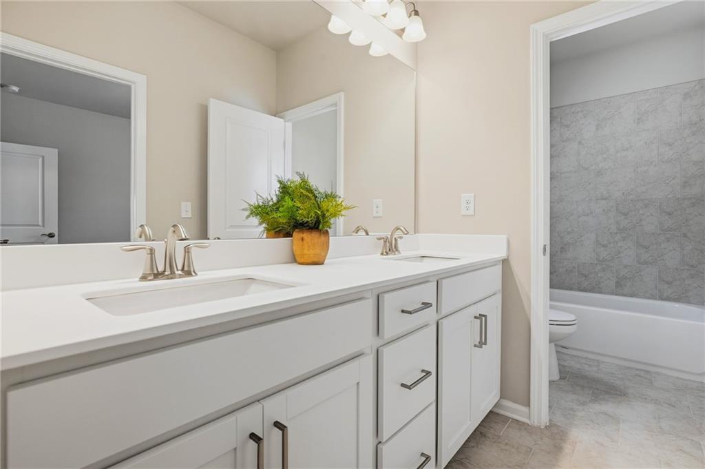 4482 Claiborne Court