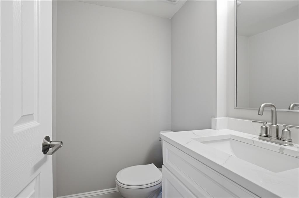 5 Independence Place NW