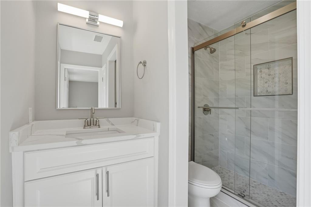 5 Independence Place NW