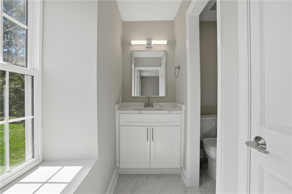 5 Independence Place NW