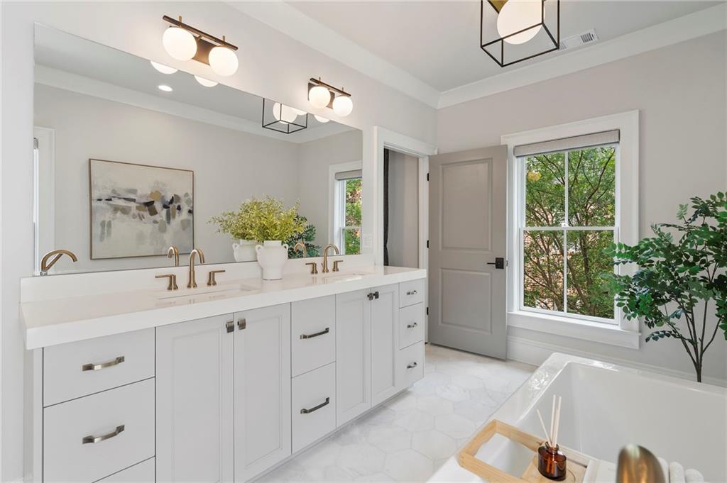 3715 Peachtree Road NE Unit 12