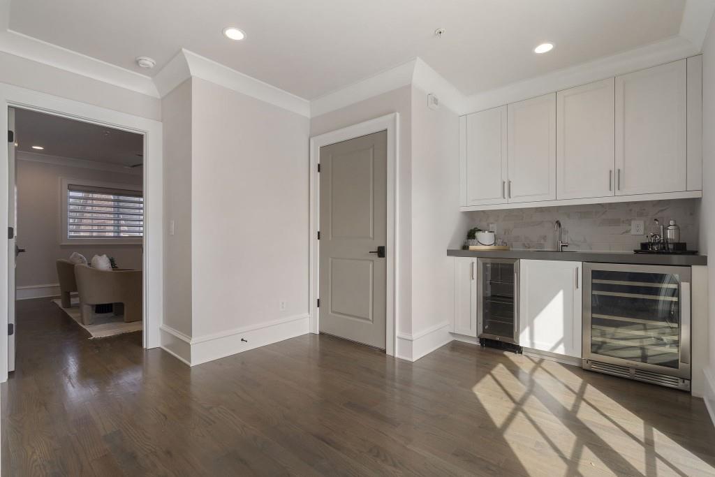 3715 Peachtree Road NE Unit 12