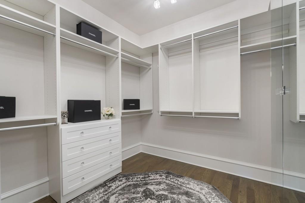 3715 Peachtree Road NE Unit 12