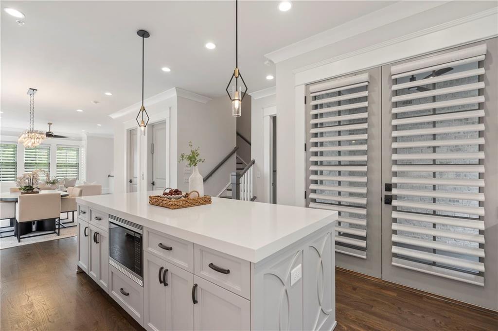 3715 Peachtree Road NE Unit 12