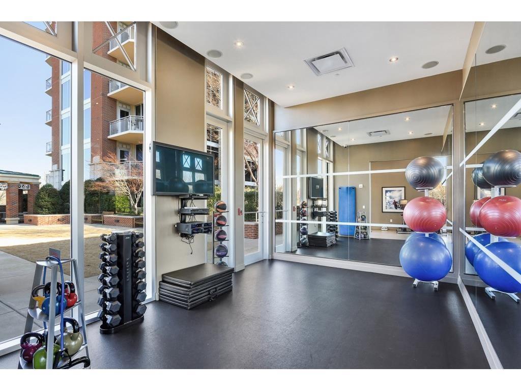 1820 Peachtree Street NW Unit 811