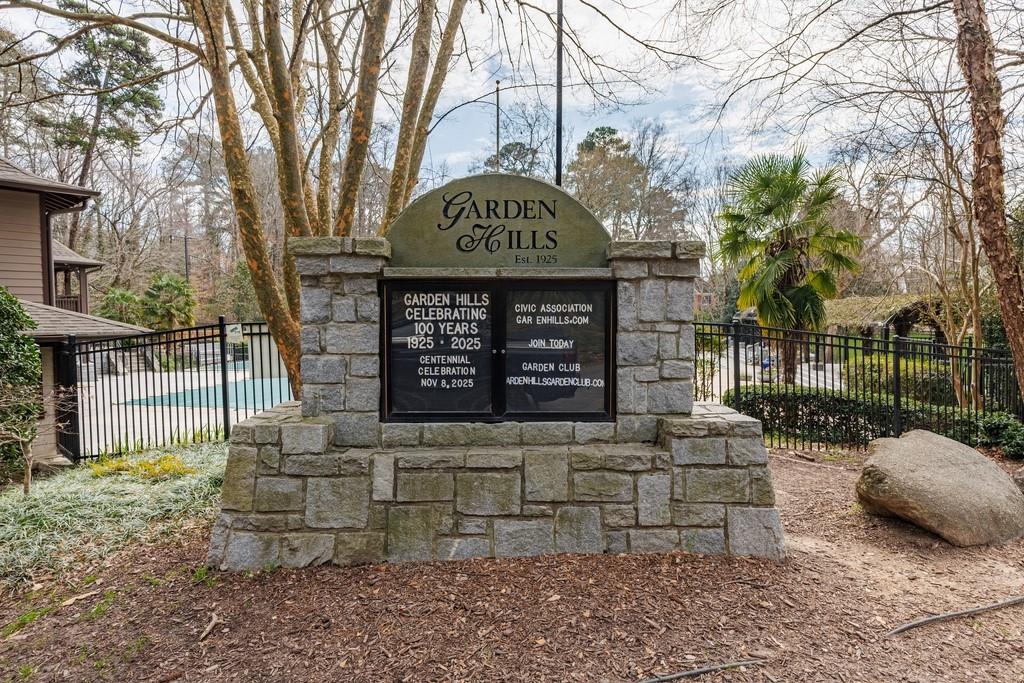 241 Lakeview Avenue NE