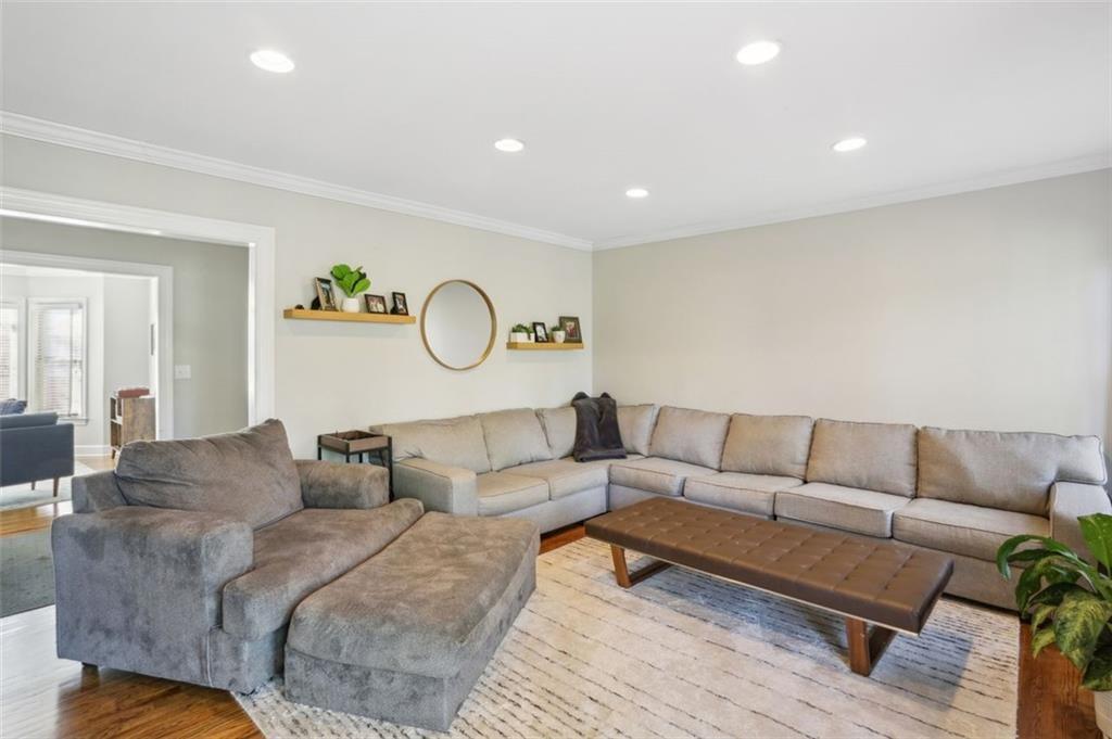 3873 Roswell Road NE Unit 8