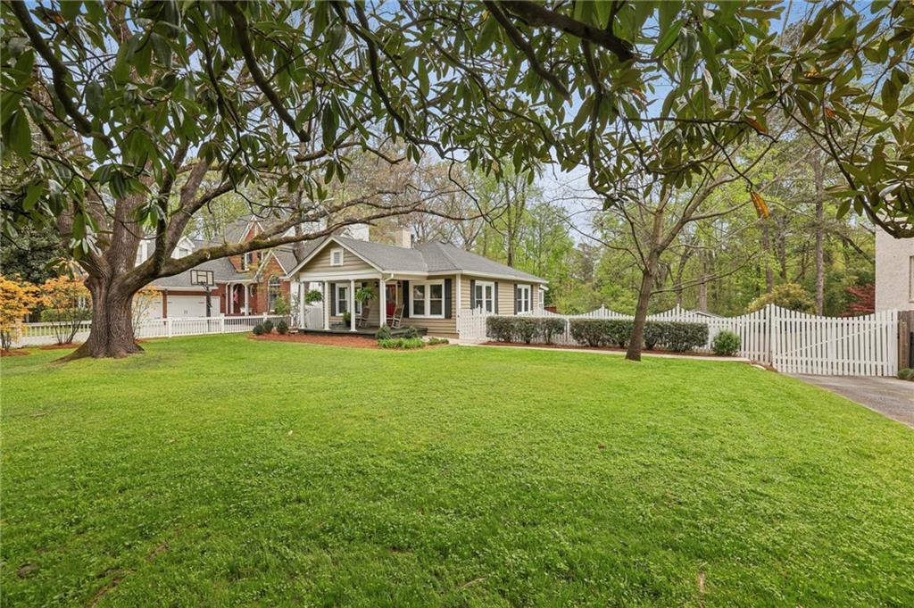 2117 Howell Mill Road NW