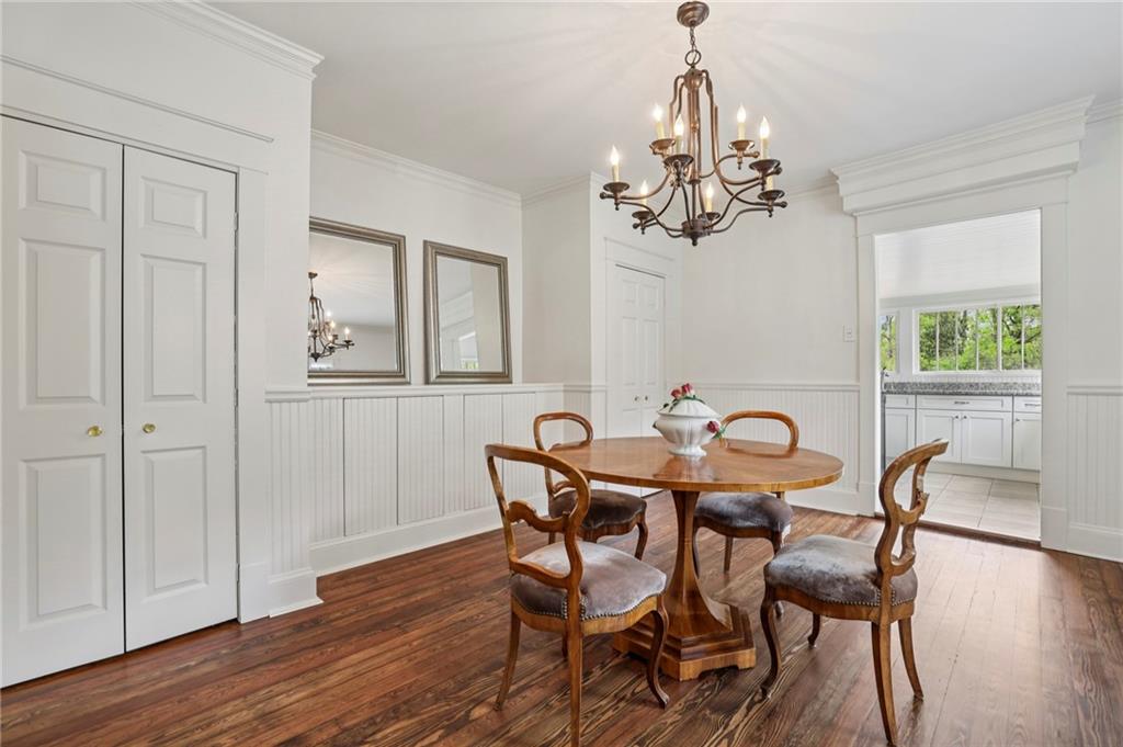 2117 Howell Mill Road NW