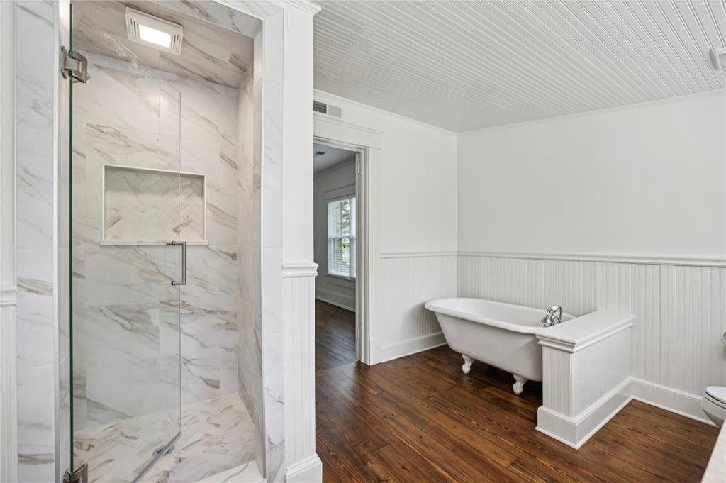 2117 Howell Mill Road NW