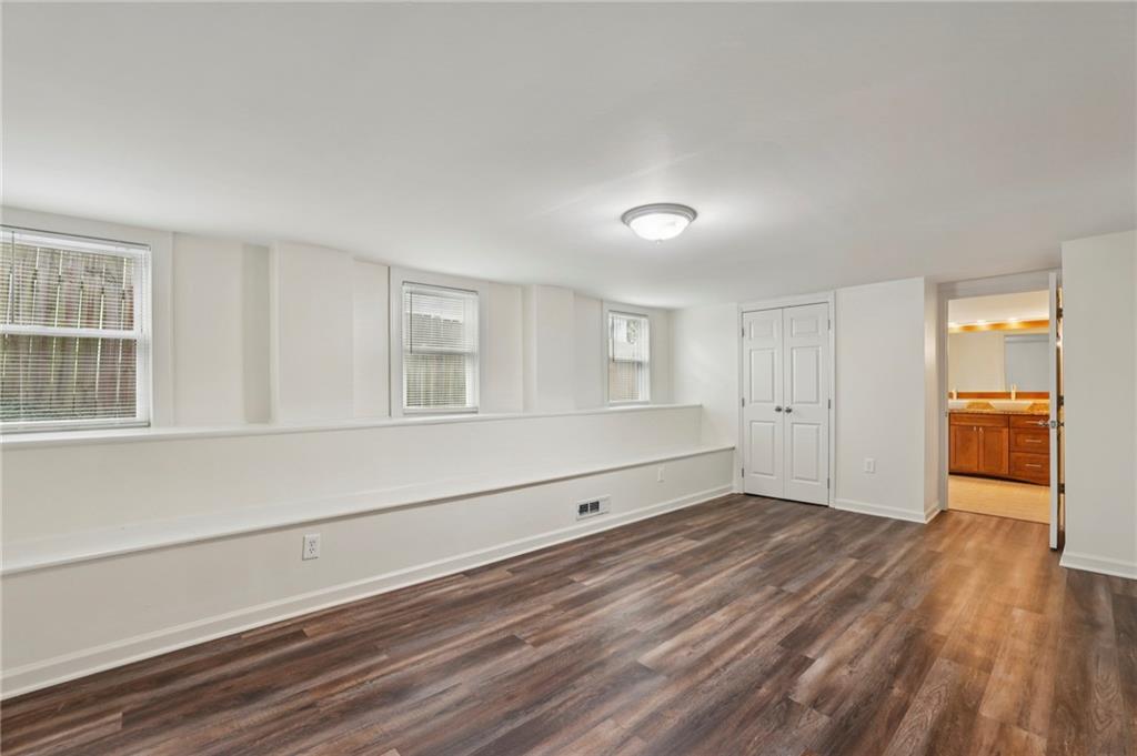 2117 Howell Mill Road NW