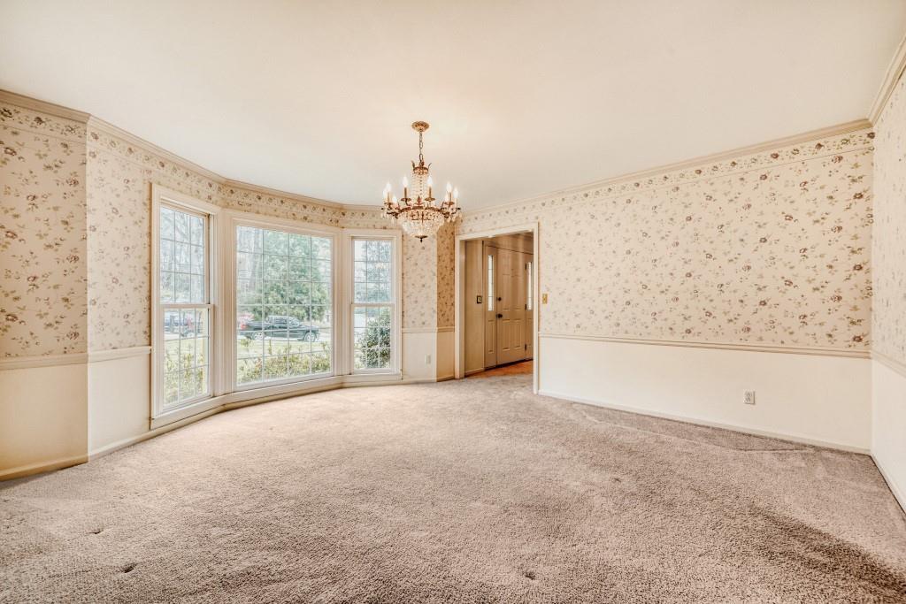 1240 Hampton Hall Drive NE