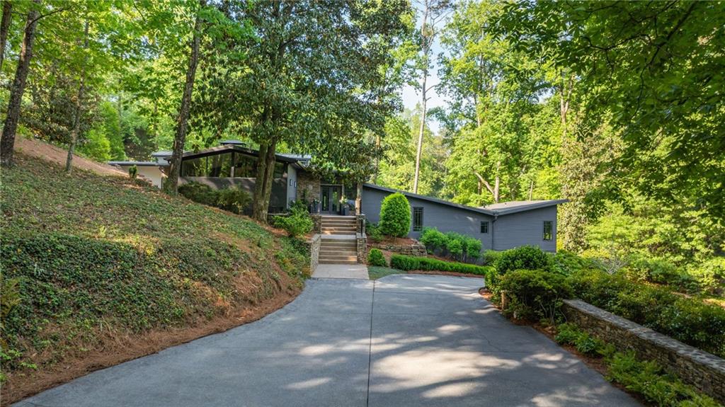 3770 Paces Ferry Road NW