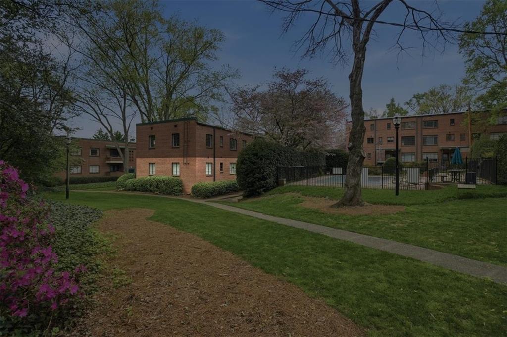 1381 Normandy Drive NE Unit 2