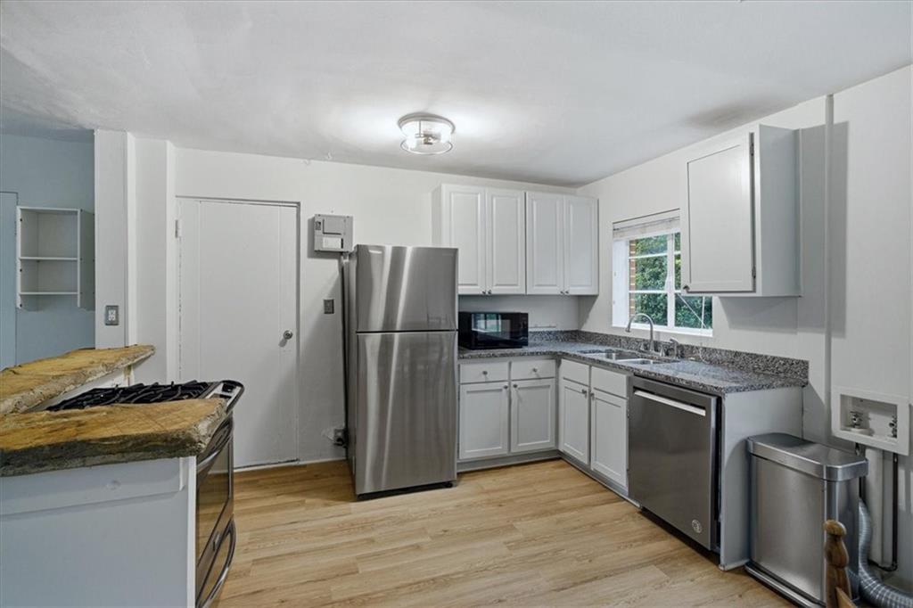 1381 Normandy Drive NE Unit 2