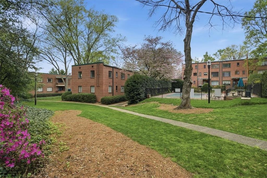 1381 Normandy Drive NE Unit 2