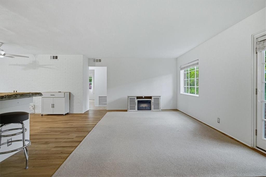 1381 Normandy Drive NE Unit 2