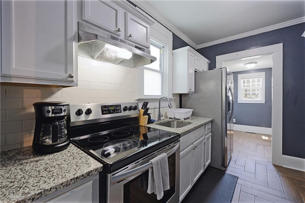 965 Mayson Turner Road NW