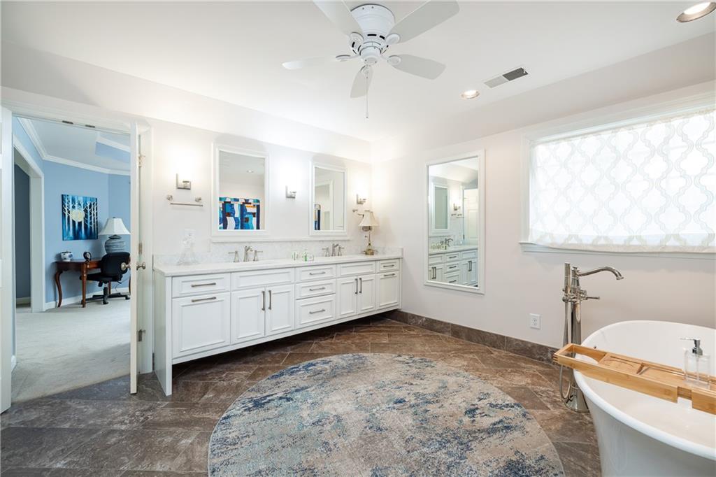 9275 Stonemist Trace