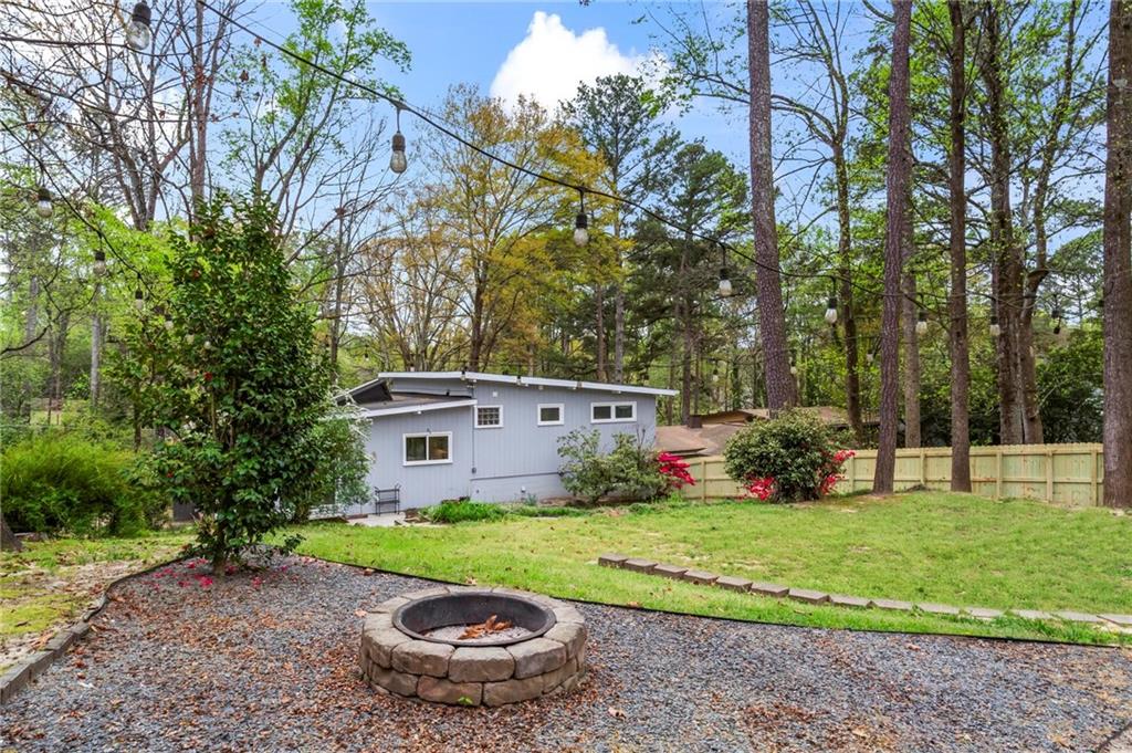 1696 Wawona Terrace NE