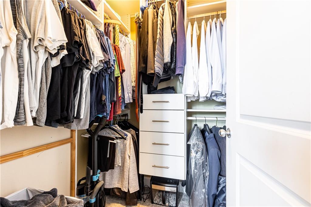 2626 Peachtree Road NW Unit 706