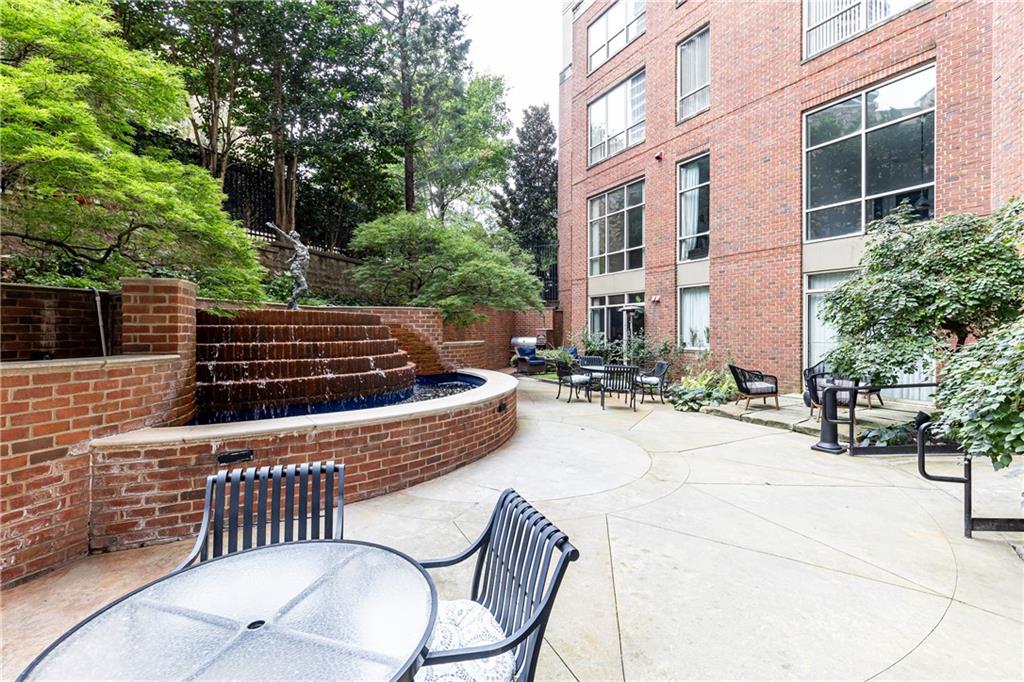 2626 Peachtree Road NW Unit 706