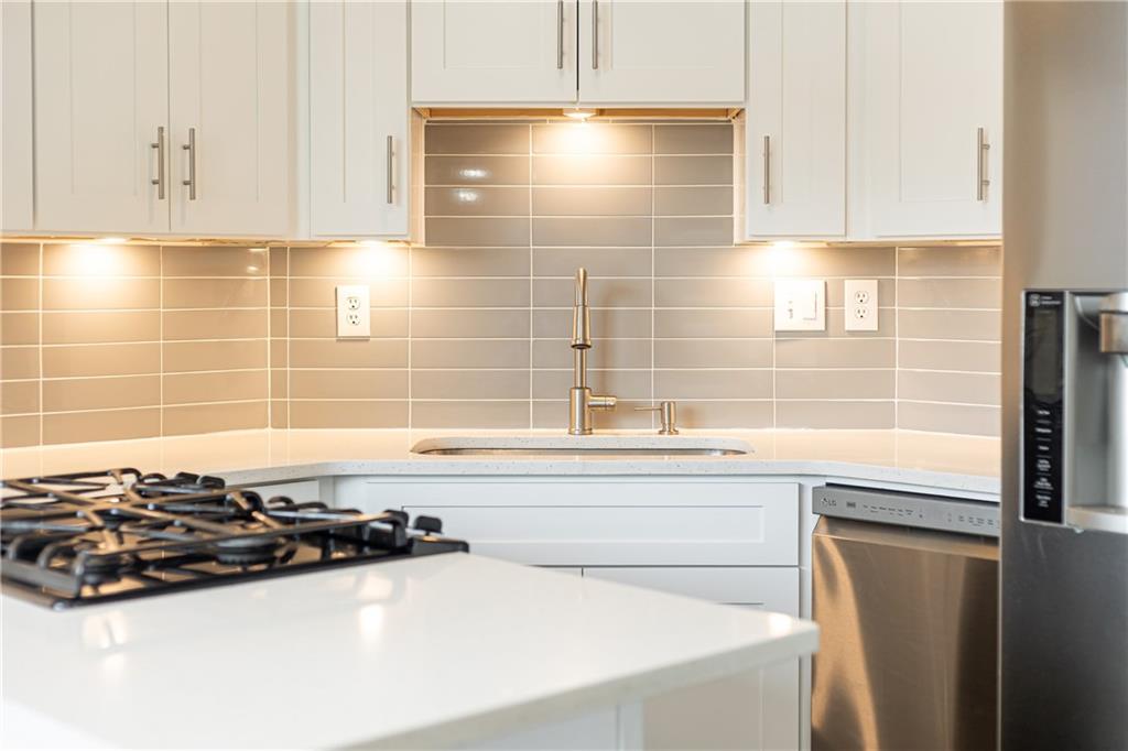 2626 Peachtree Road NW Unit 706