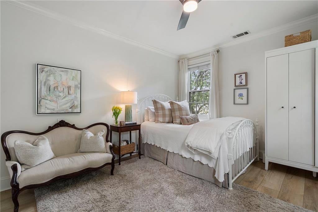 21 Peachtree Memorial Drive NW Unit 4