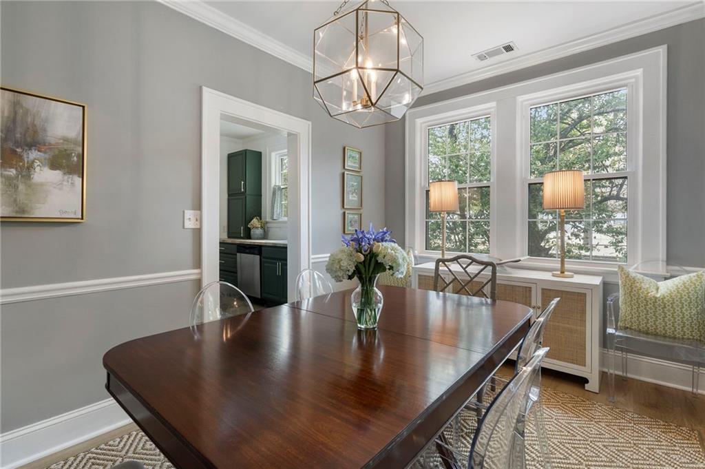 21 Peachtree Memorial Drive NW Unit 4