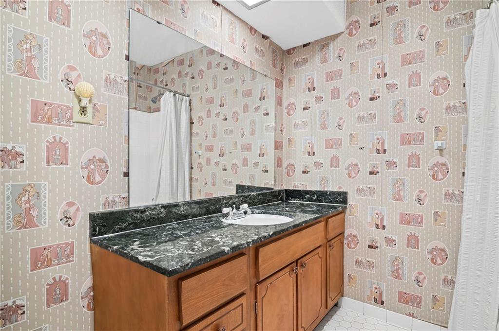 675 Weatherly lane Lane