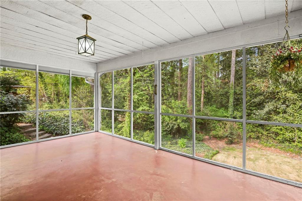 675 Weatherly lane Lane