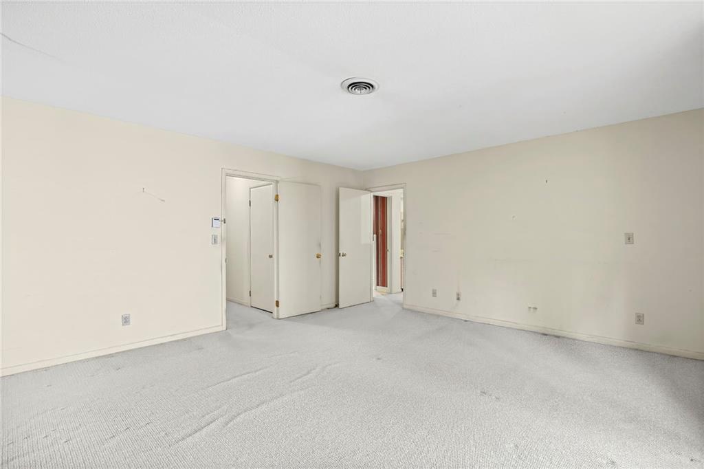 675 Weatherly lane Lane