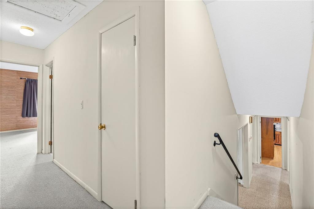 675 Weatherly lane Lane