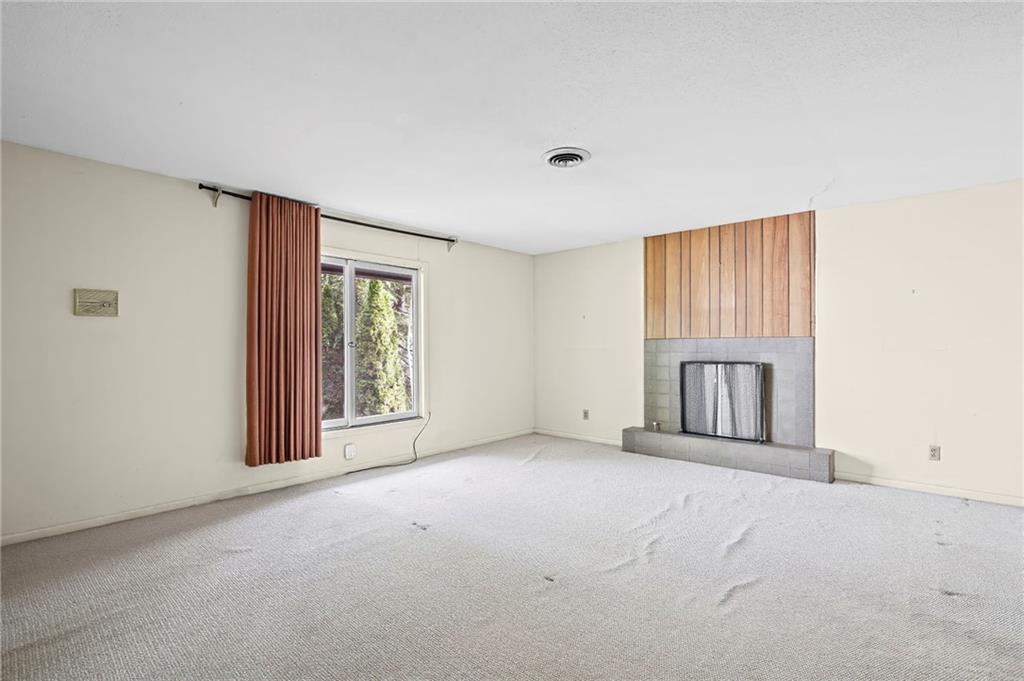 675 Weatherly lane Lane