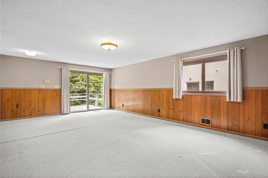 675 Weatherly lane Lane