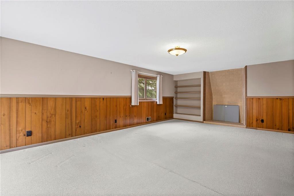 675 Weatherly lane Lane