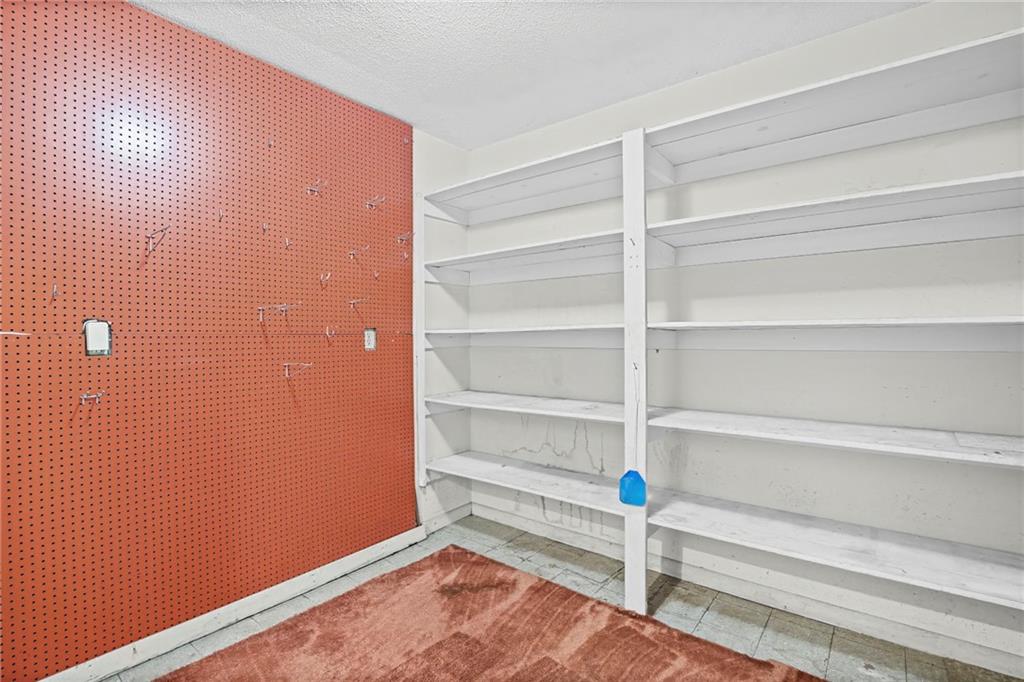 675 Weatherly lane Lane