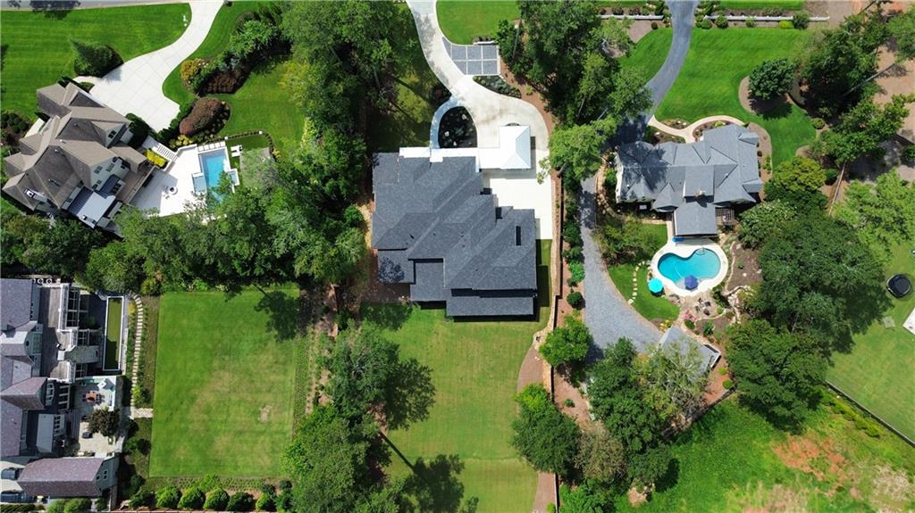 4415 Blackland Drive NE