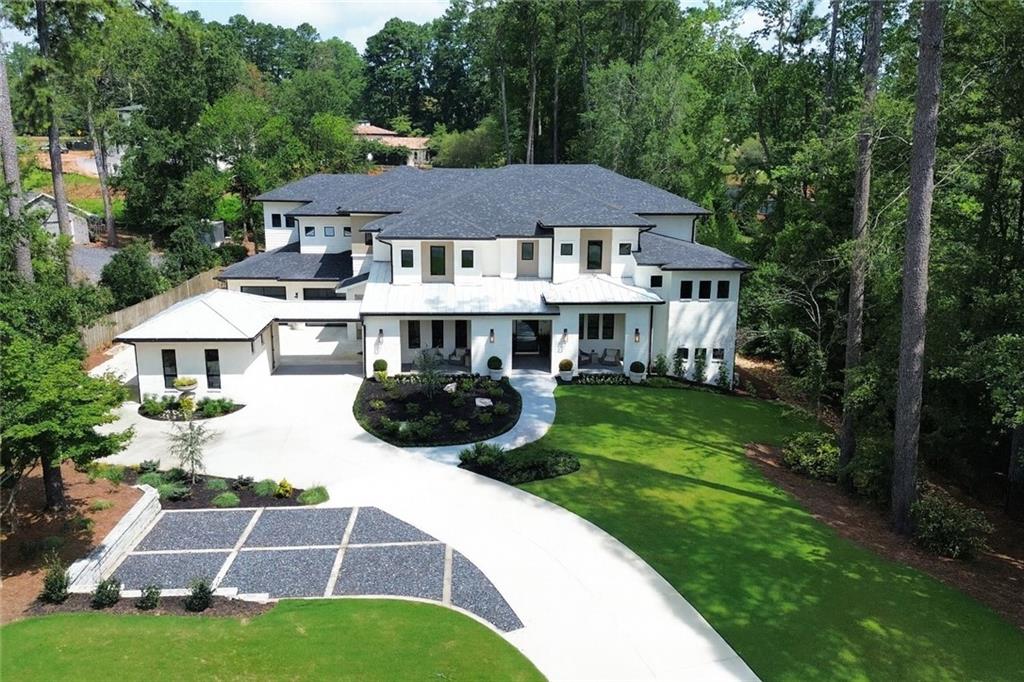 4415 Blackland Drive NE