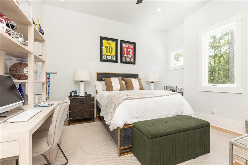 4415 Blackland Drive NE