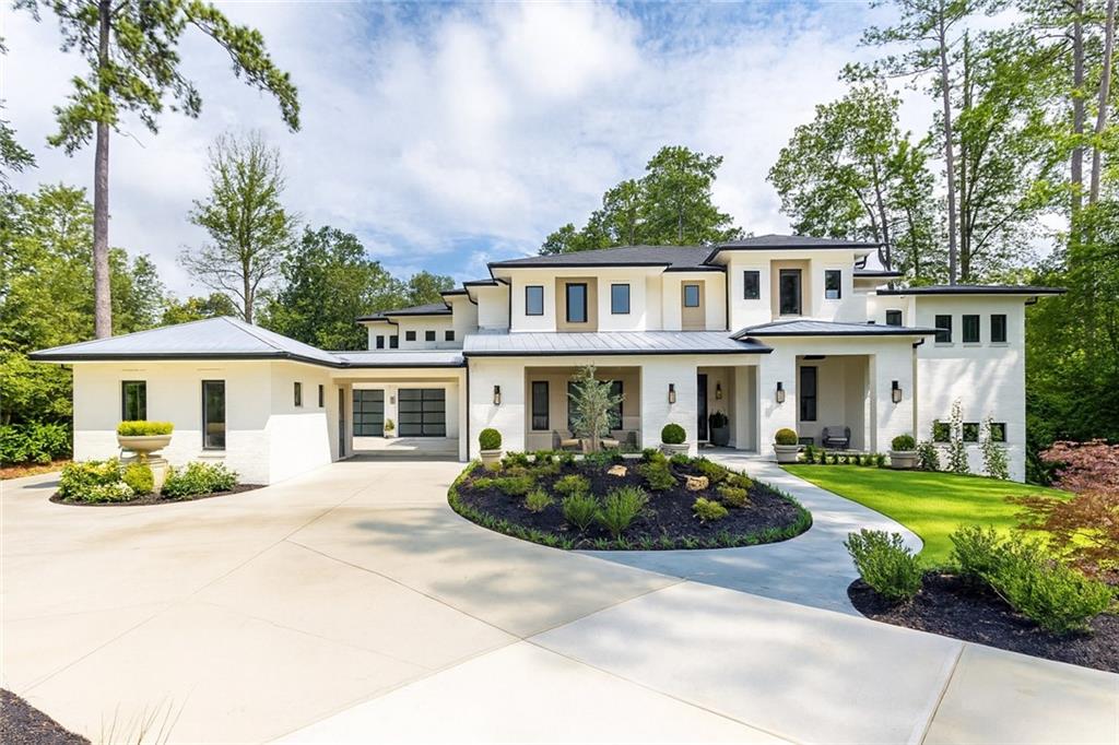 4415 Blackland Drive NE