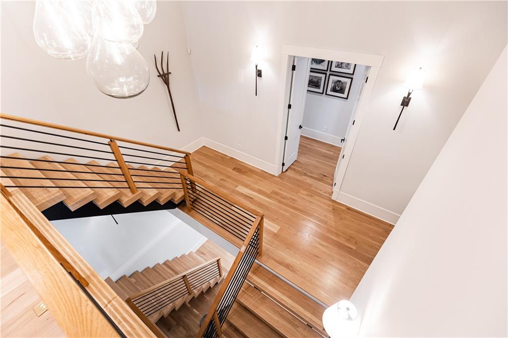 4415 Blackland Drive NE