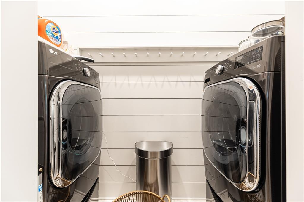 4415 Blackland Drive NE