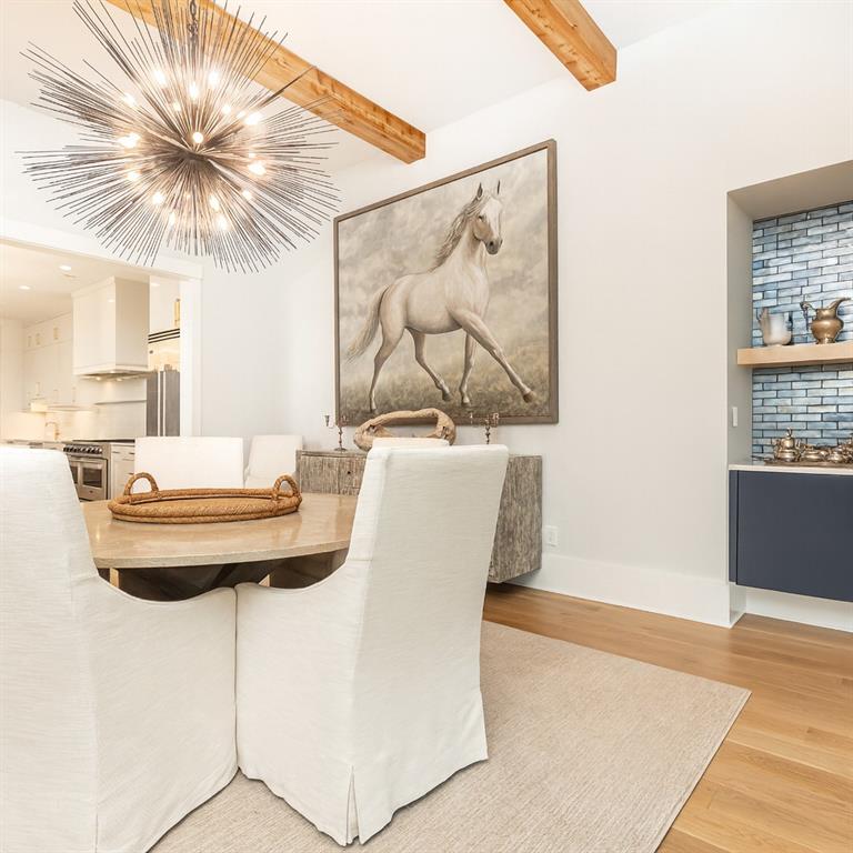 4415 Blackland Drive NE