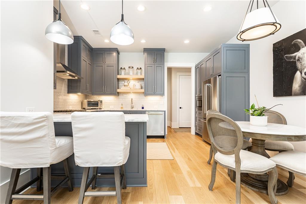 4415 Blackland Drive NE