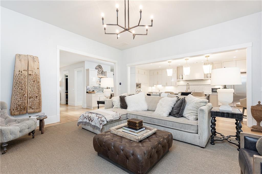 4415 Blackland Drive NE