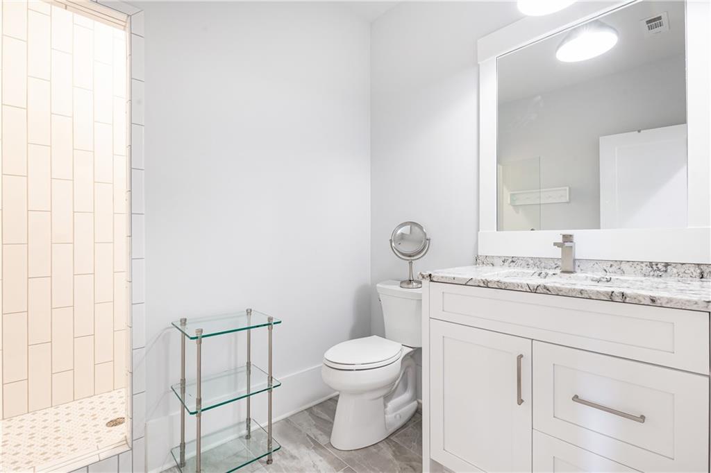 4415 Blackland Drive NE