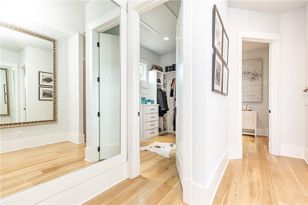 4415 Blackland Drive NE